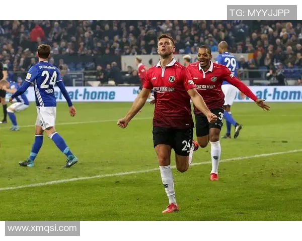 沃尔夫斯堡不败纪录延续，击退汉诺威96，继续领跑德甲联赛